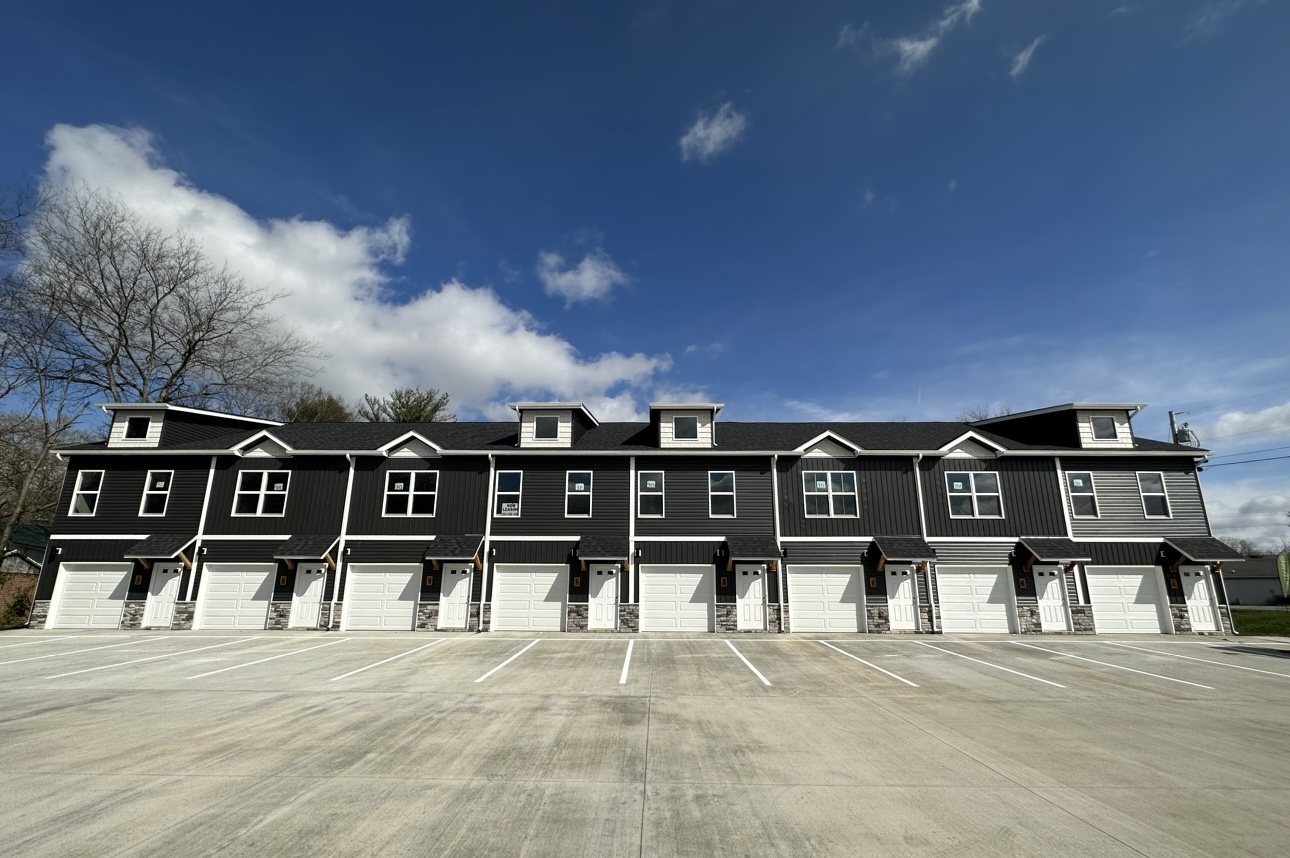 119 West Rossview Road - M