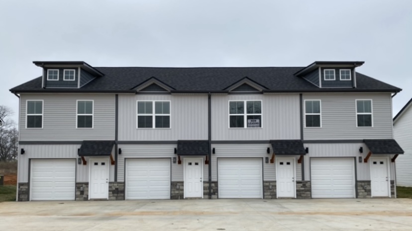 119 West Rossview Road